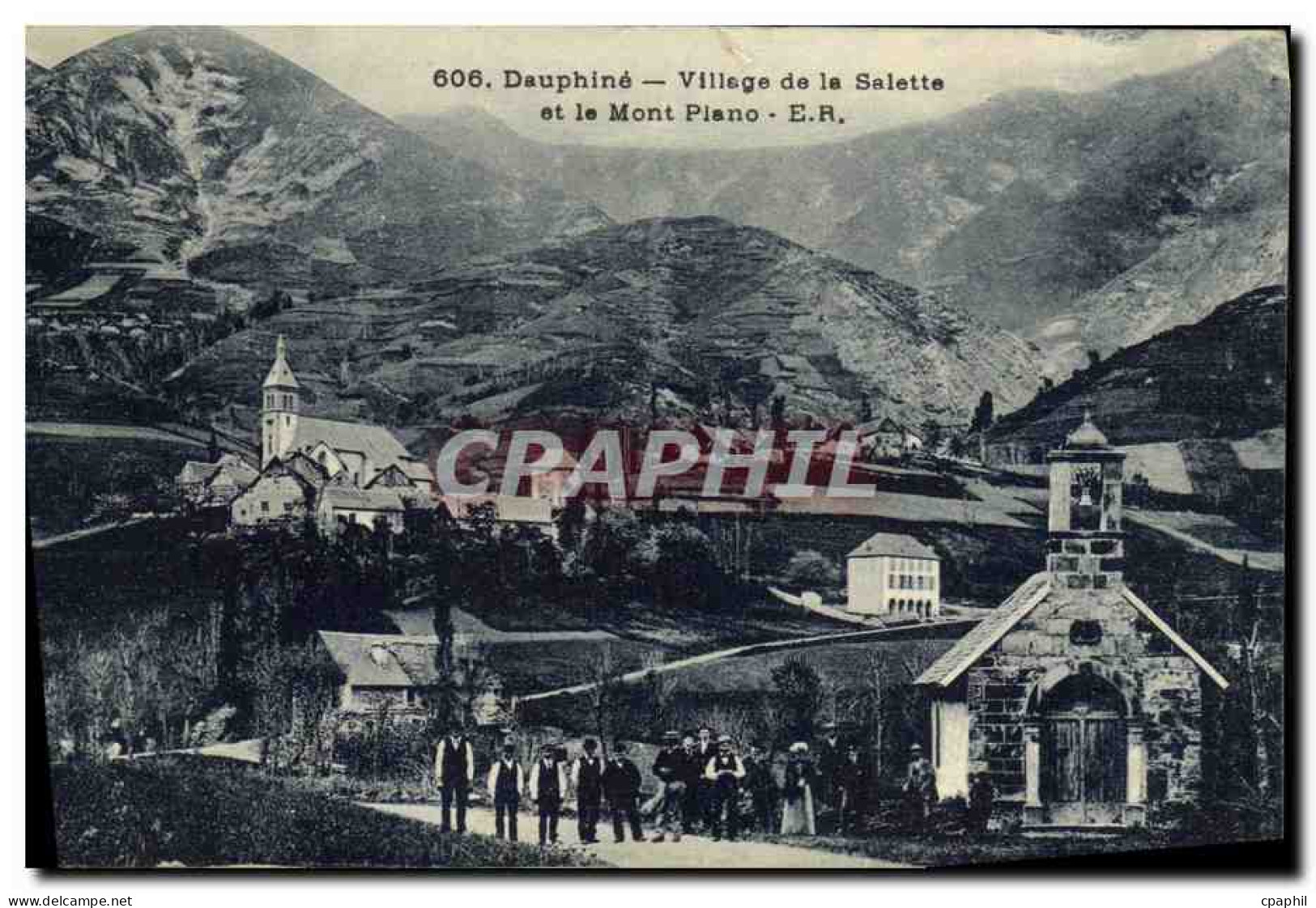 CPA Dauphine Village De La Salette Et Le Mont Plano - La Salette