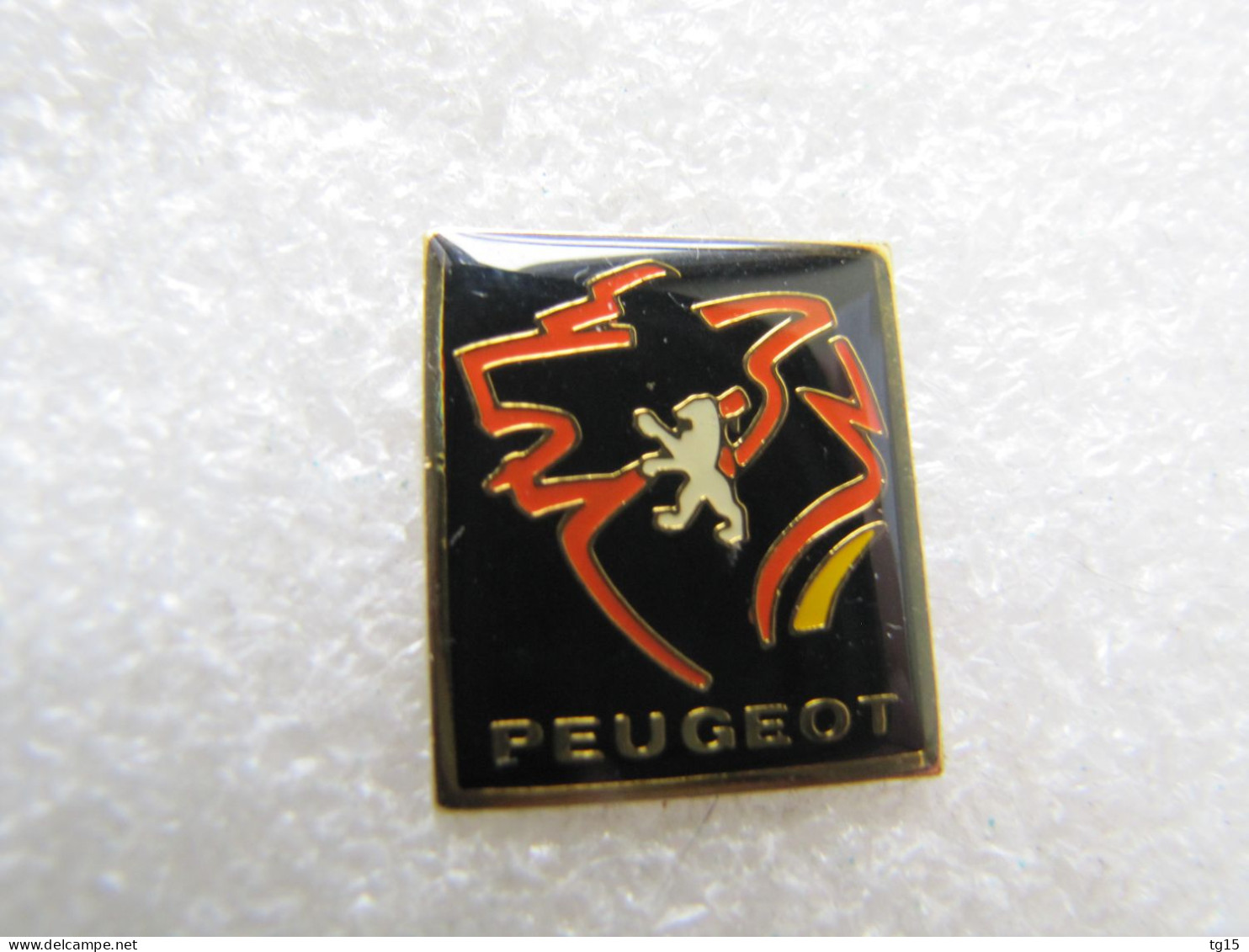 PIN'S   LOGO PEUGEOT - Peugeot