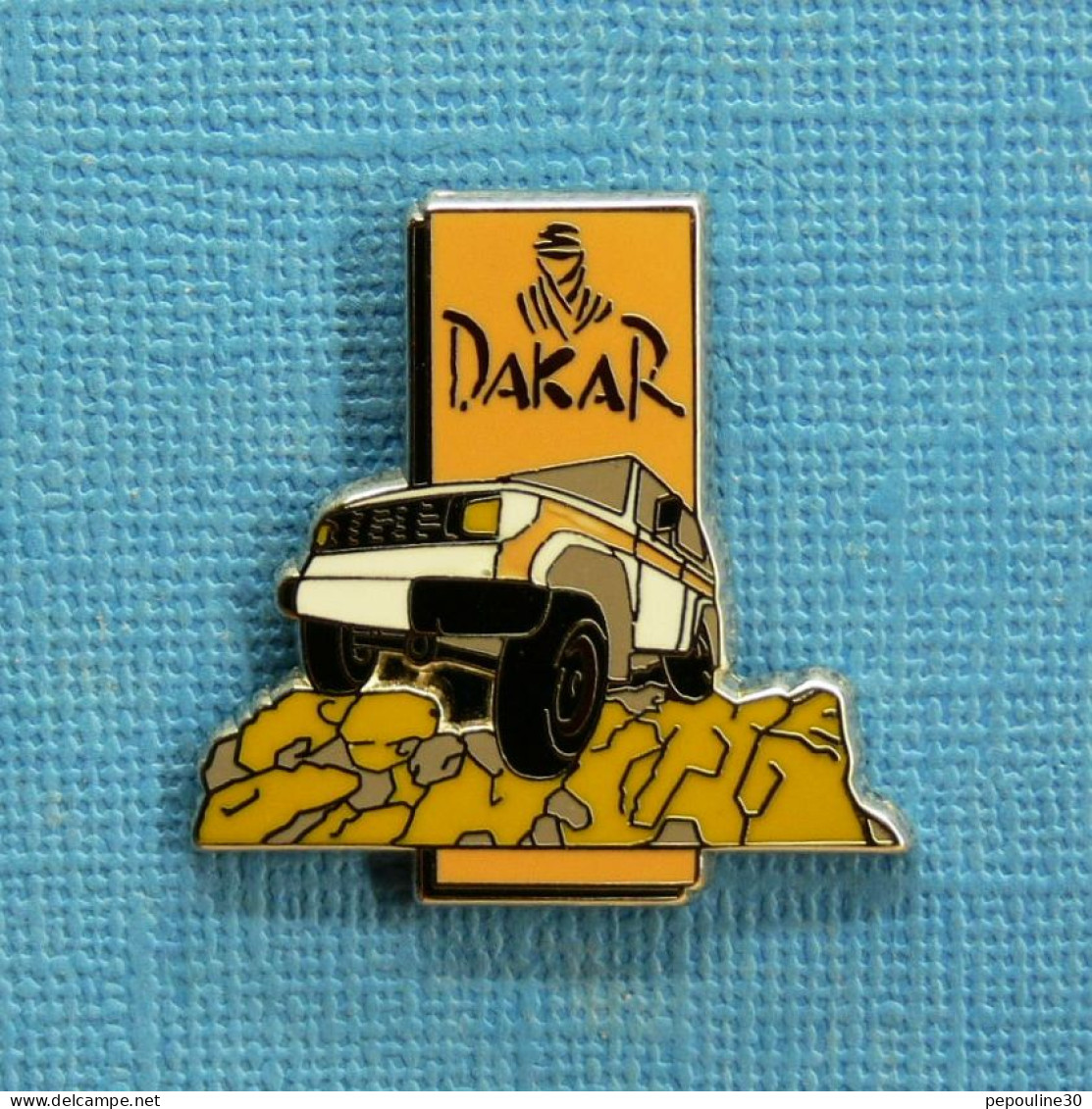 1 PIN'S /  ** RALLYE RAID AUTO / PARIS DAKAR ** . (Starpin's 94) - Rallye