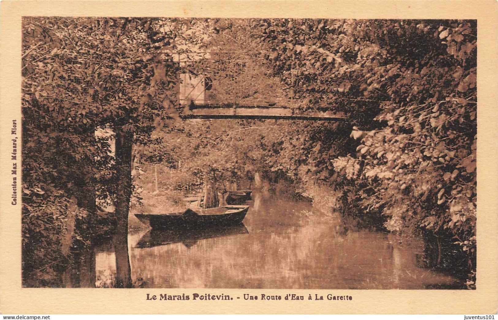 CPA Le Marais Poitevin-Une Route D'eau à La Garette-Timbre     L2859 - Otros & Sin Clasificación