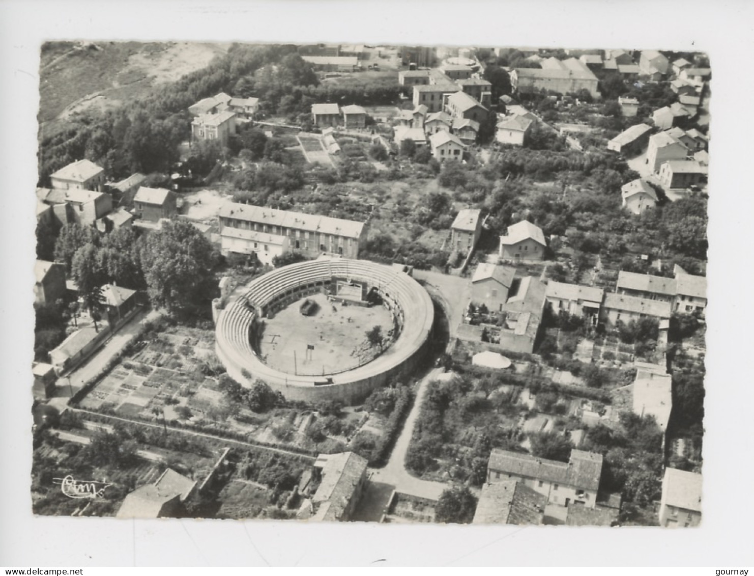 Ales (Gard) Vue Aérienne Des Arènes (cp Vierge N°6 Combier) - Alès