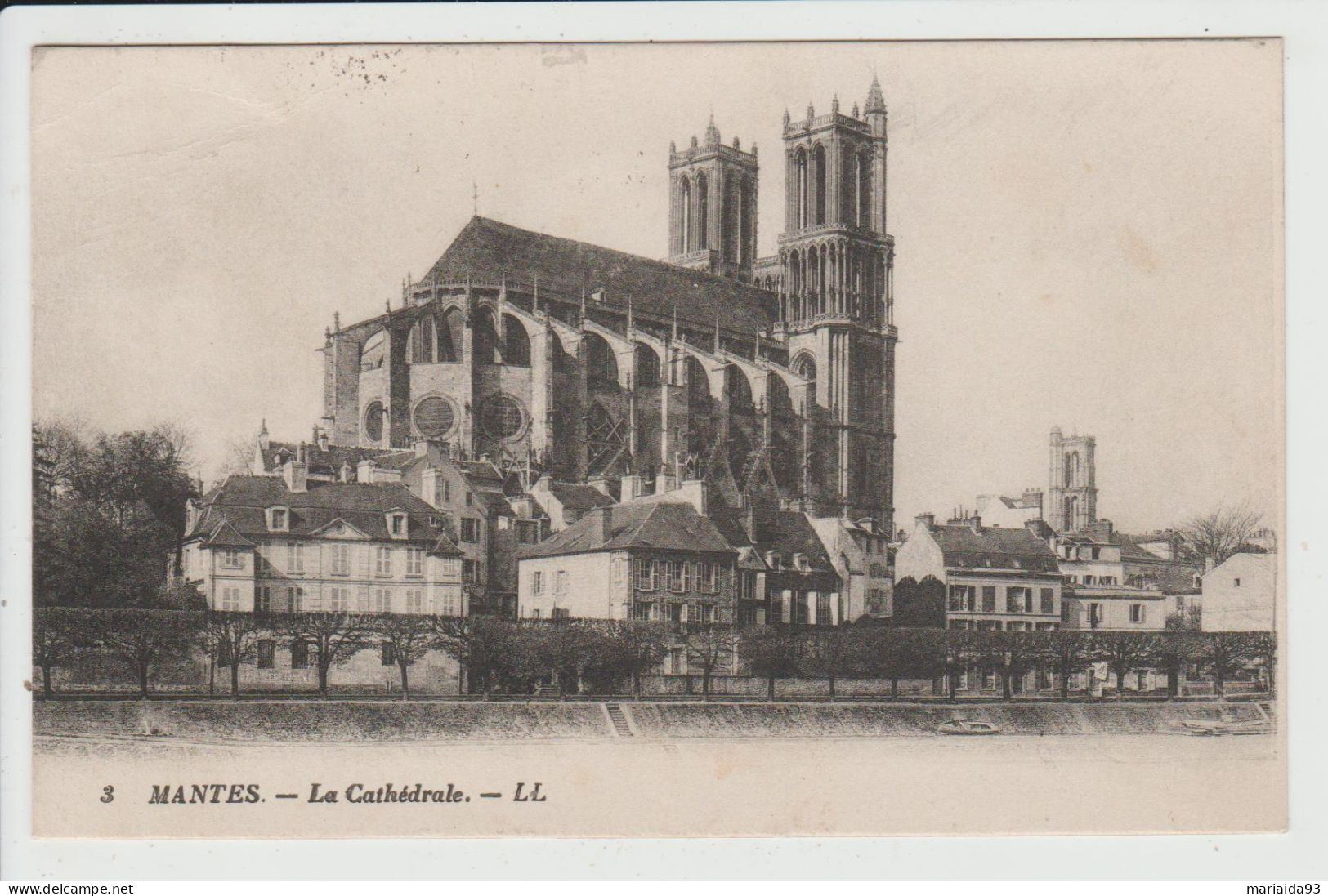 MANTES - YVELINES - LA CATHEDRALE - Mantes La Ville