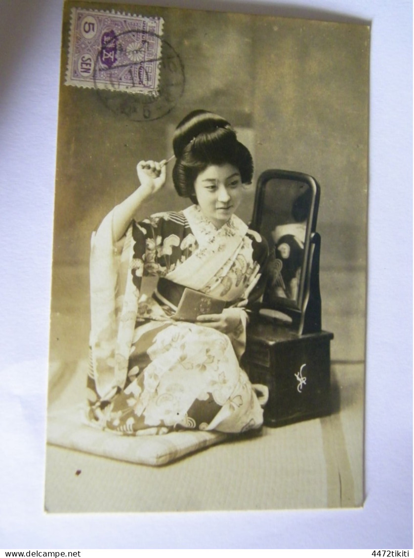 CPA - Geisha Japonaise - Coiffure Coiffeuse - 1929 - SUP (HT 24) - Asien