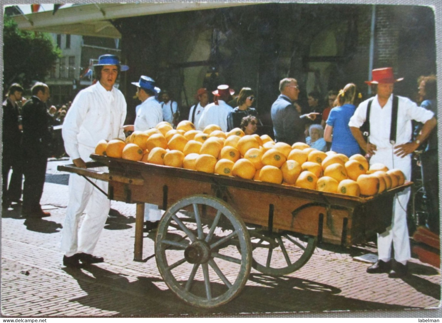 HOLLAND NETHERLAND ALKMAAR WAAGPLEIN CHEESE MARKET POSTCARD CARTOLINA ANSICHTSKARTE CARTE POSTALE POSTKARTE CARD - Alkmaar