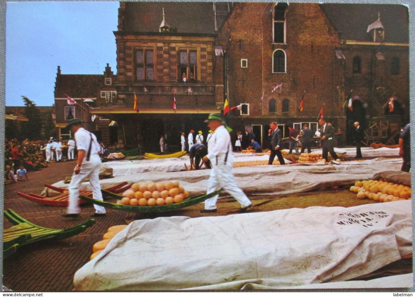 HOLLAND NETHERLAND ALKMAAR WAAGPLEIN CHEESE MARKET POSTCARD CARTOLINA ANSICHTSKARTE CARTE POSTALE POSTKARTE CARD - Alkmaar