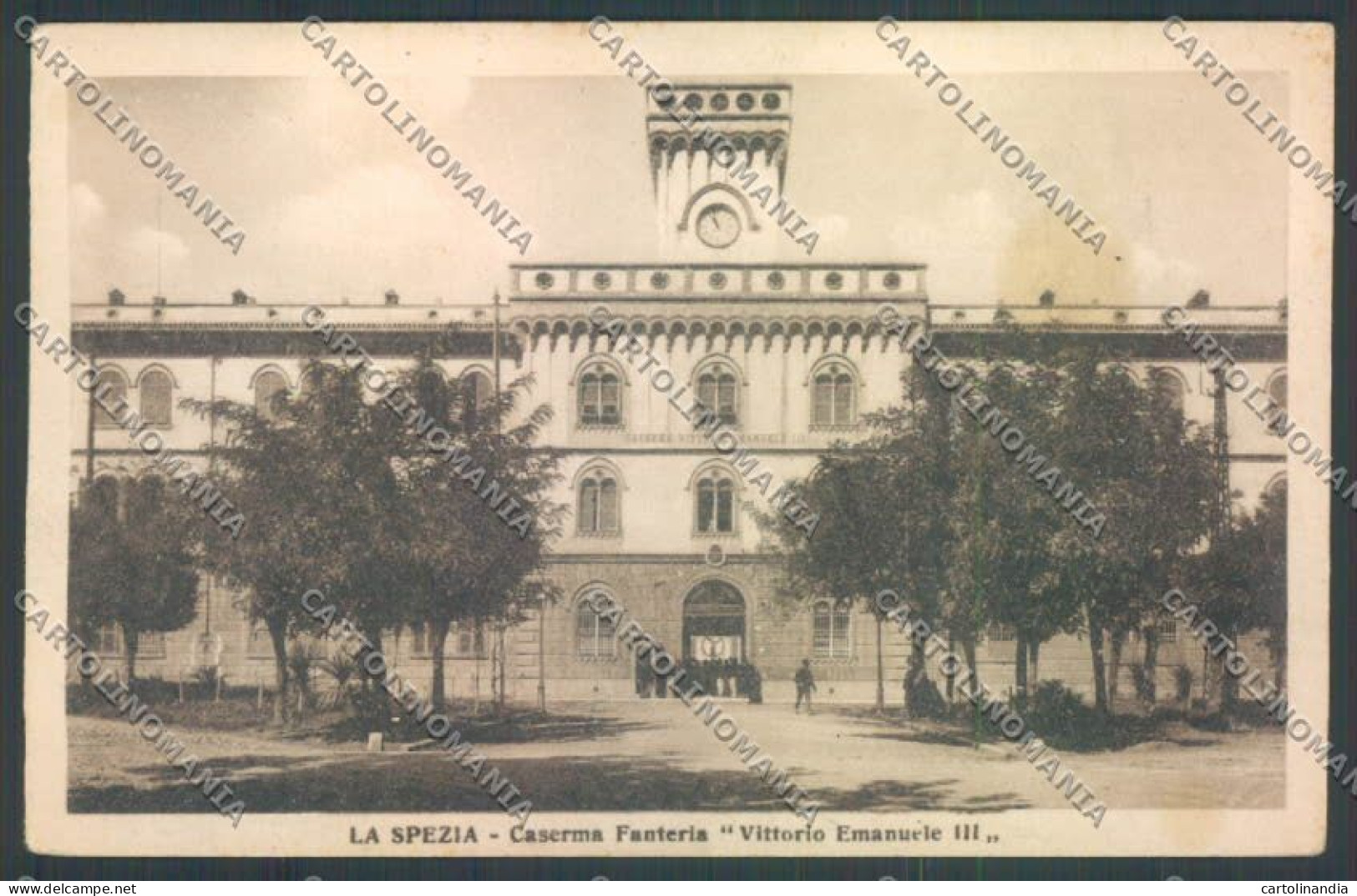 La Spezia Città Caserma Fanteria Cartolina ZT6775 - La Spezia