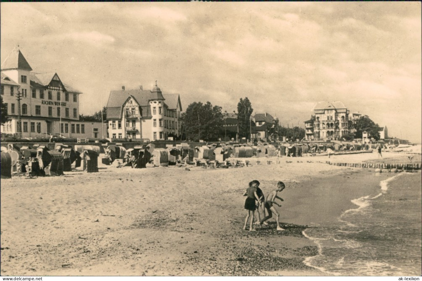 Ansichtskarte Kühlungsborn Strand Mit FDGB-Erholungsheimen C1961 - Kühlungsborn