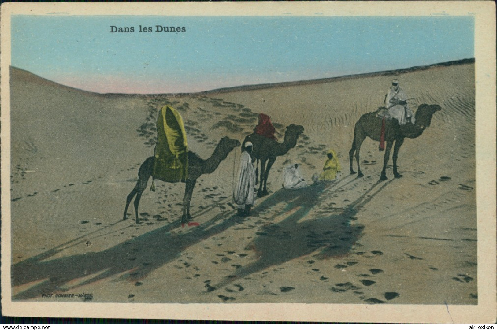 Ansichtskarte  Dans Les Dunes Dromedar Kamel 3er Karawane In Der Wüste 1930 - Non Classés