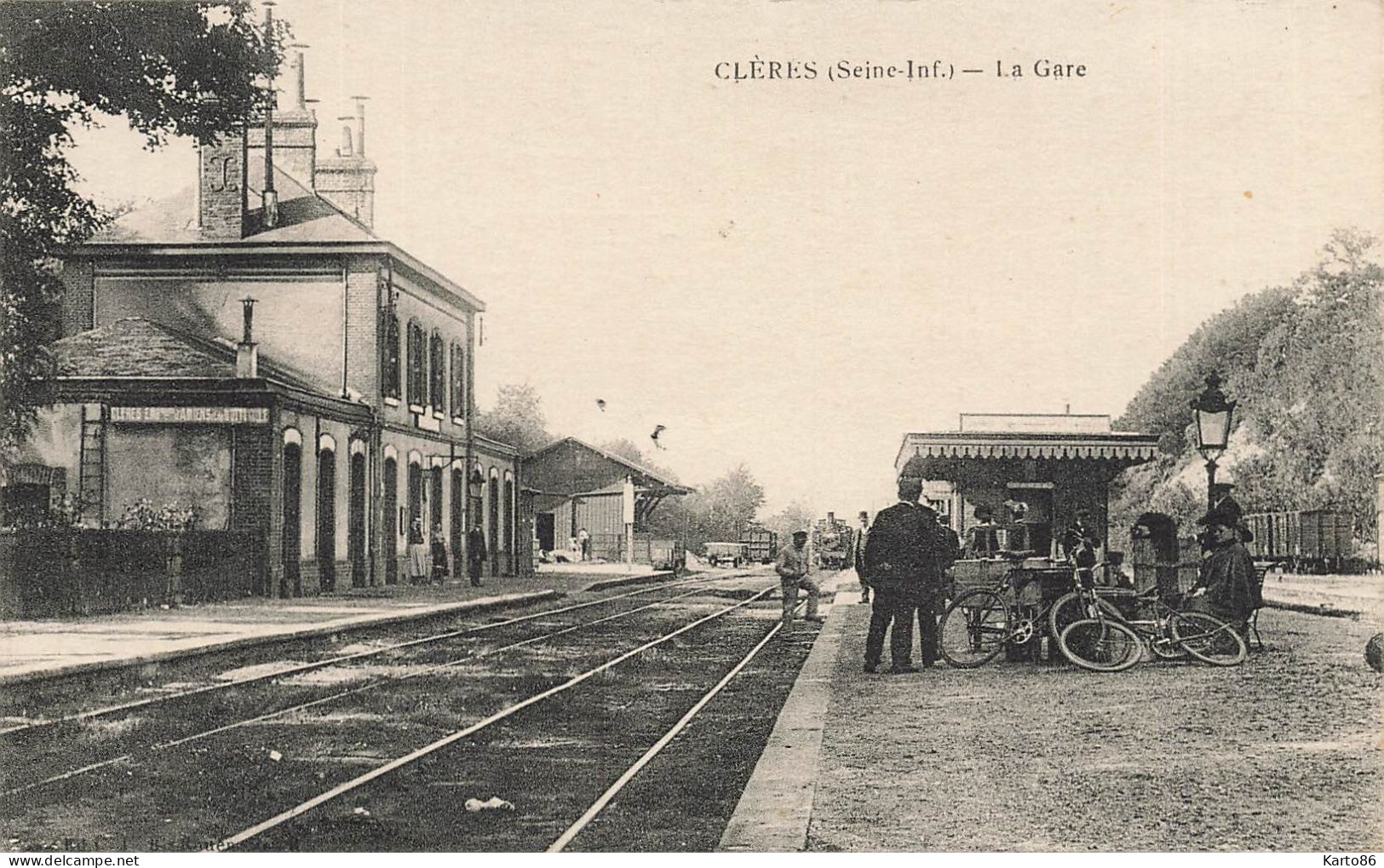 Clères * Intérieur De La Gare * Ligne Chemin De Fer - Clères