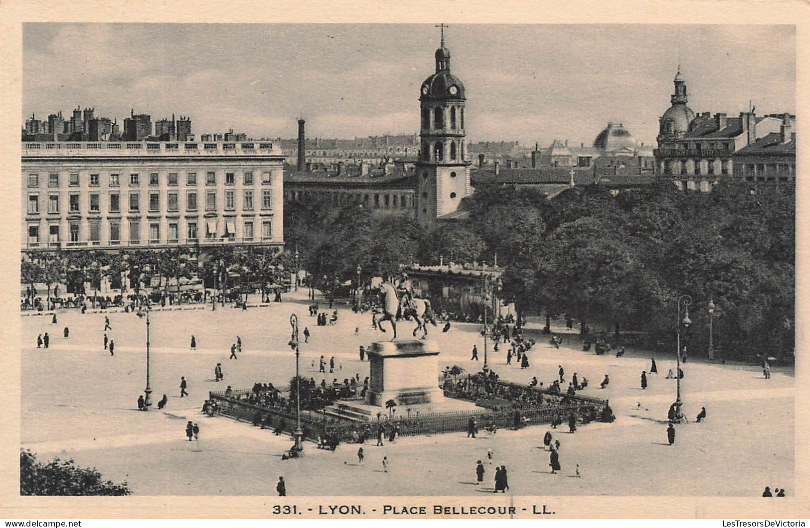 FRANCE - Lyon - La Place Bellecour - Animé - Carte Postale Ancienne - Andere & Zonder Classificatie