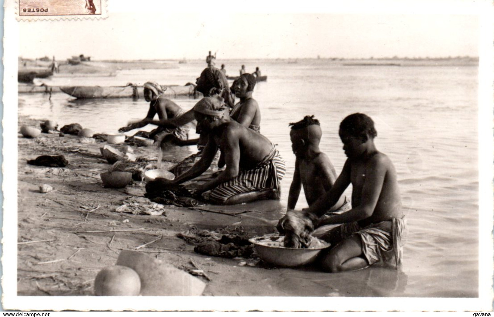 THAD - FORT-LAMY - Lavage Du Linge Sur Les Bords Du Chari  - Tschad