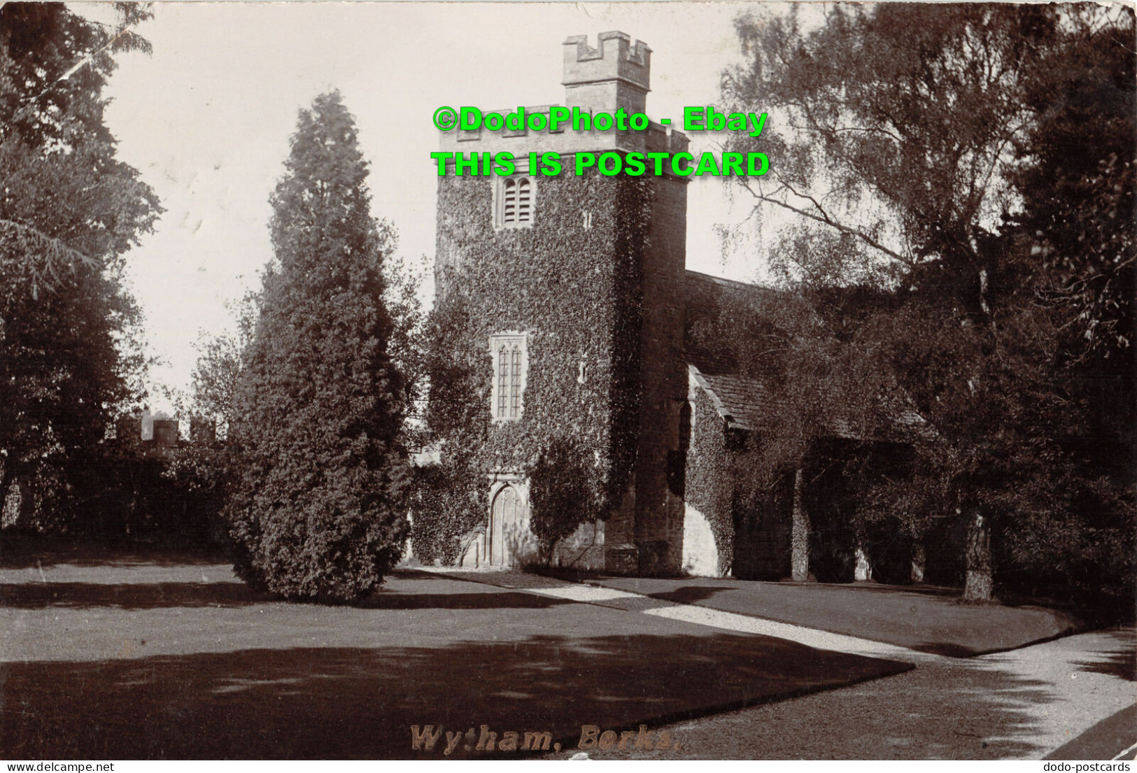 R404657 Wytham. Berks. Taunts Photographs - Monde