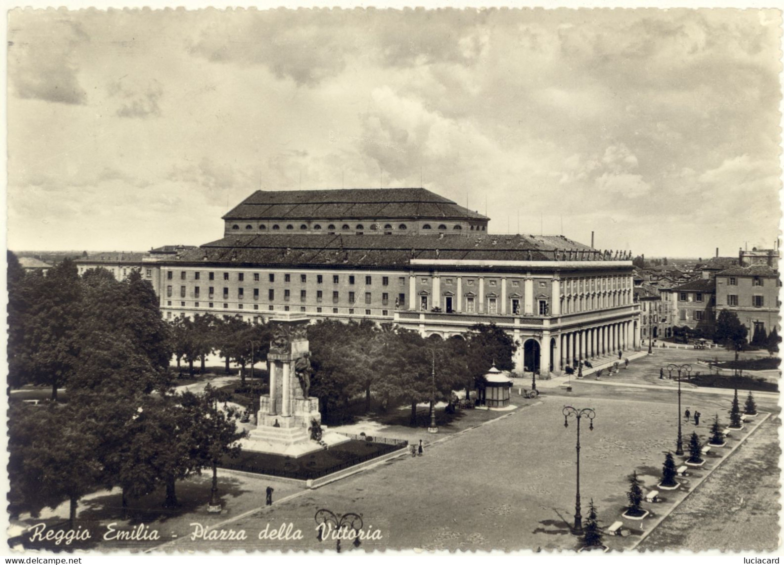 REGGIO EMILIA -PIAZZA DELLA VITTORIA -VIAGG.1952 - Reggio Nell'Emilia