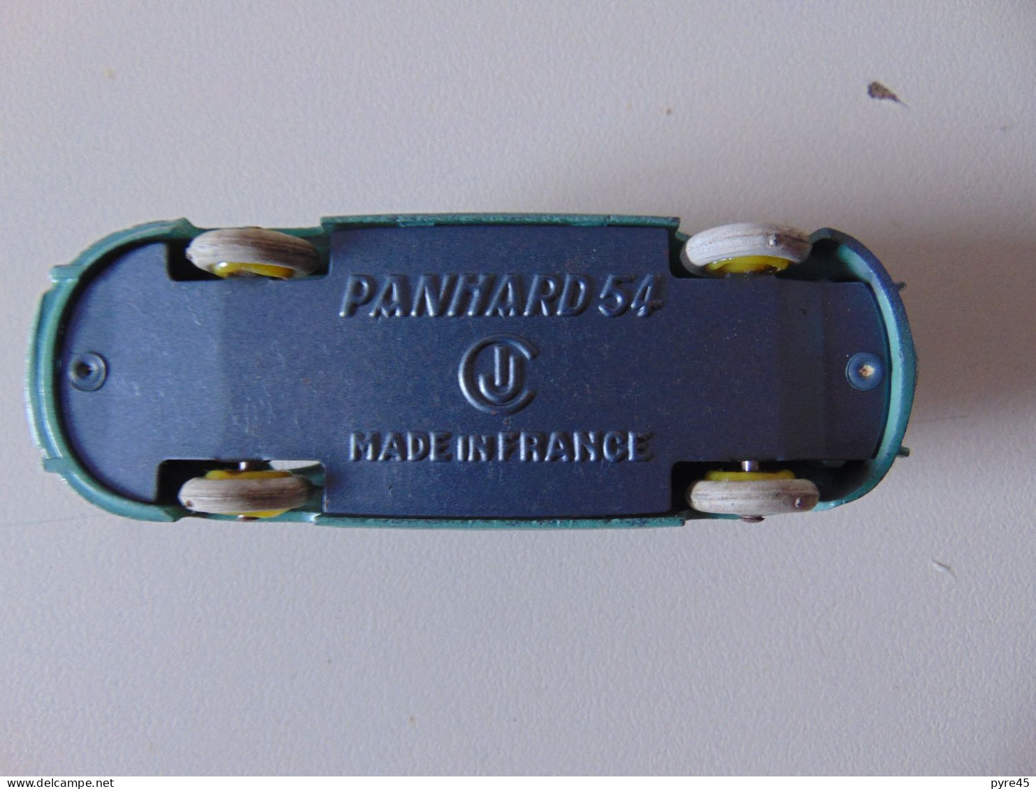 Voiture " Panhard 54 " CIJ - Antikspielzeug