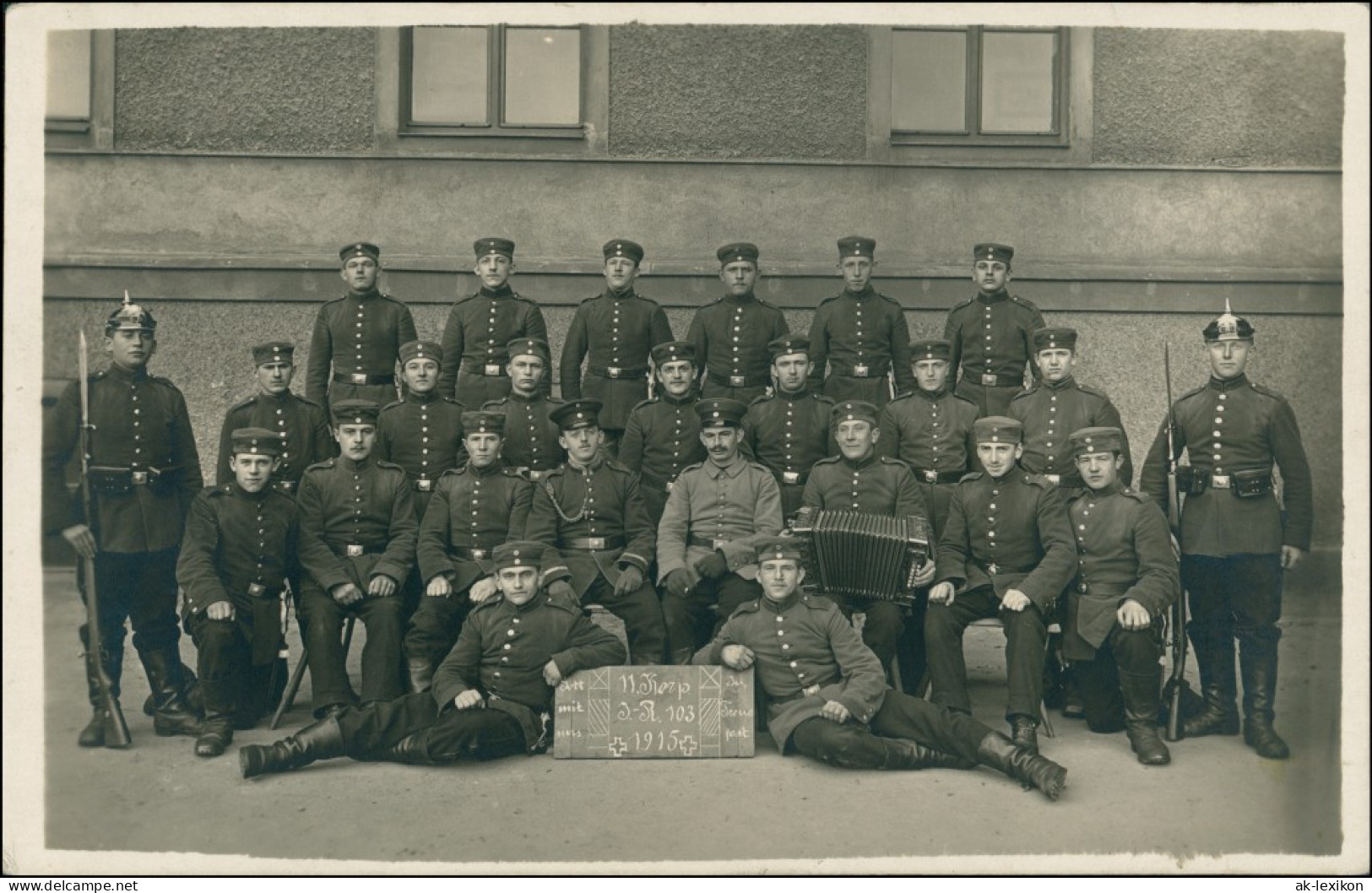 Ansichtskarte Bautzen Budyšin Kaserne Soldaten 11. Korp.I-R. 103 1915 - Bautzen