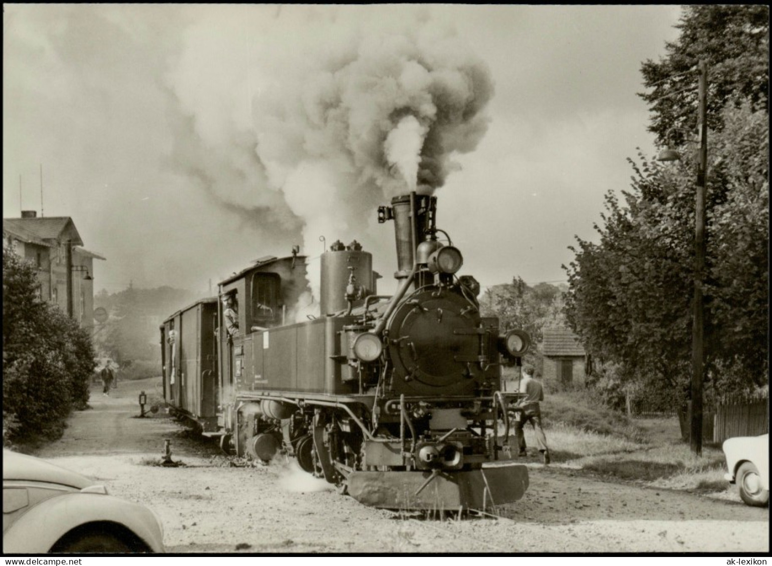 Friedewald-Moritzburg Traditionsbahn Radebeul Ost: Zug  Ausfahrt Bahnhof 1978 - Moritzburg