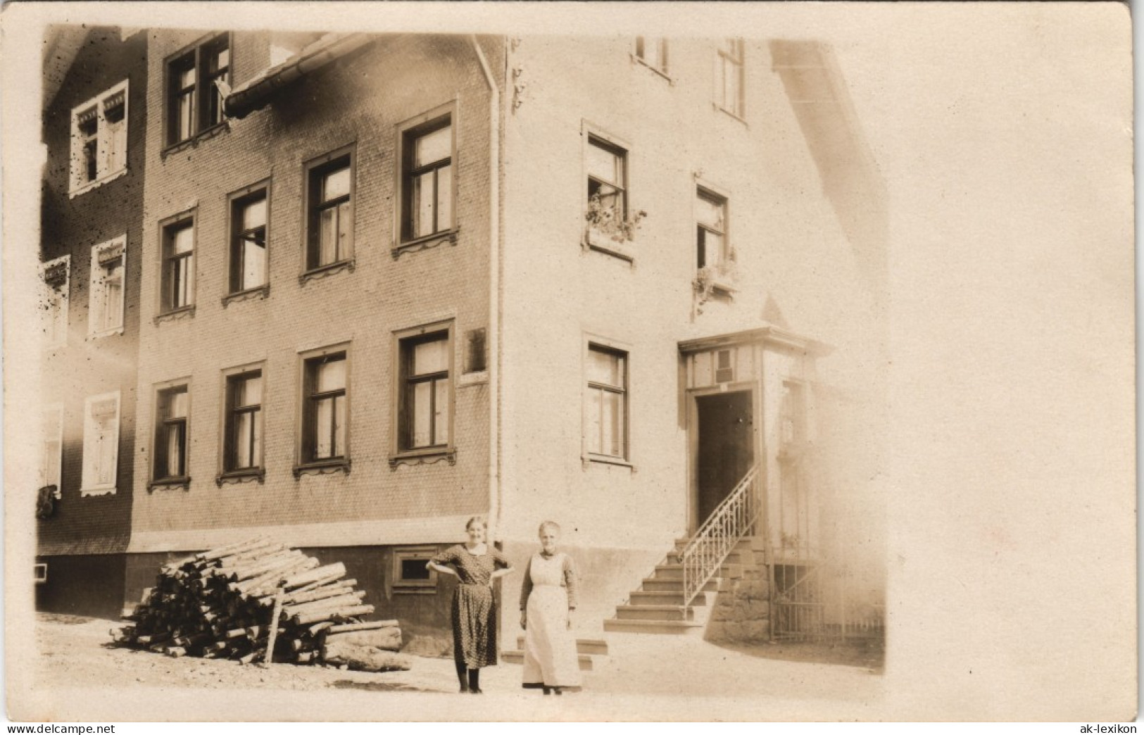 Furtwangen (Schwarzwald) Frauen Vor Mehrfamilienhaus 1912 Privatfoto - Furtwangen