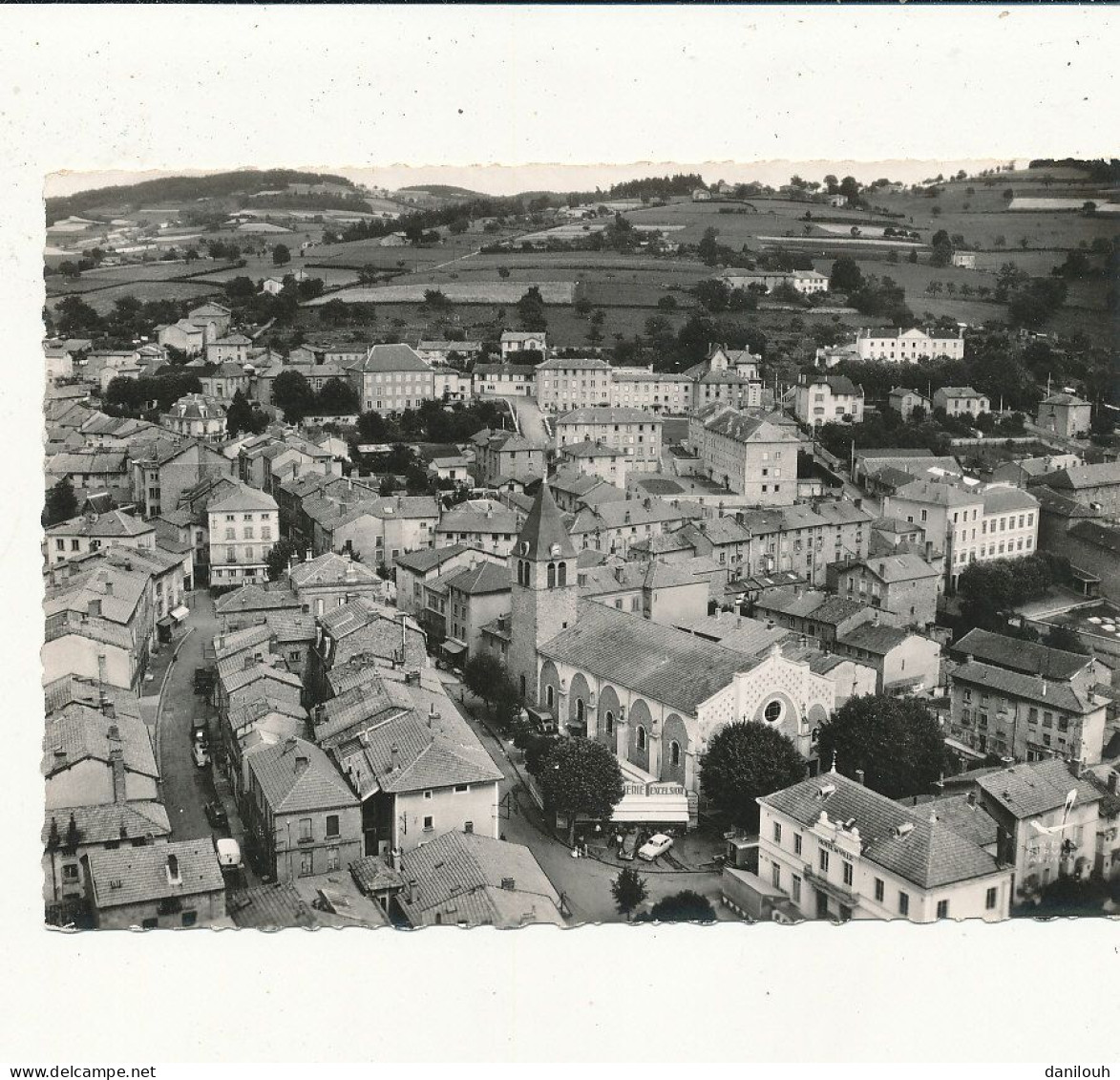 69 // COURS   Eglise Et Rue Clémenceau   CPSM EDIT LAPIE 3 / Vue Aérienne - Cours-la-Ville