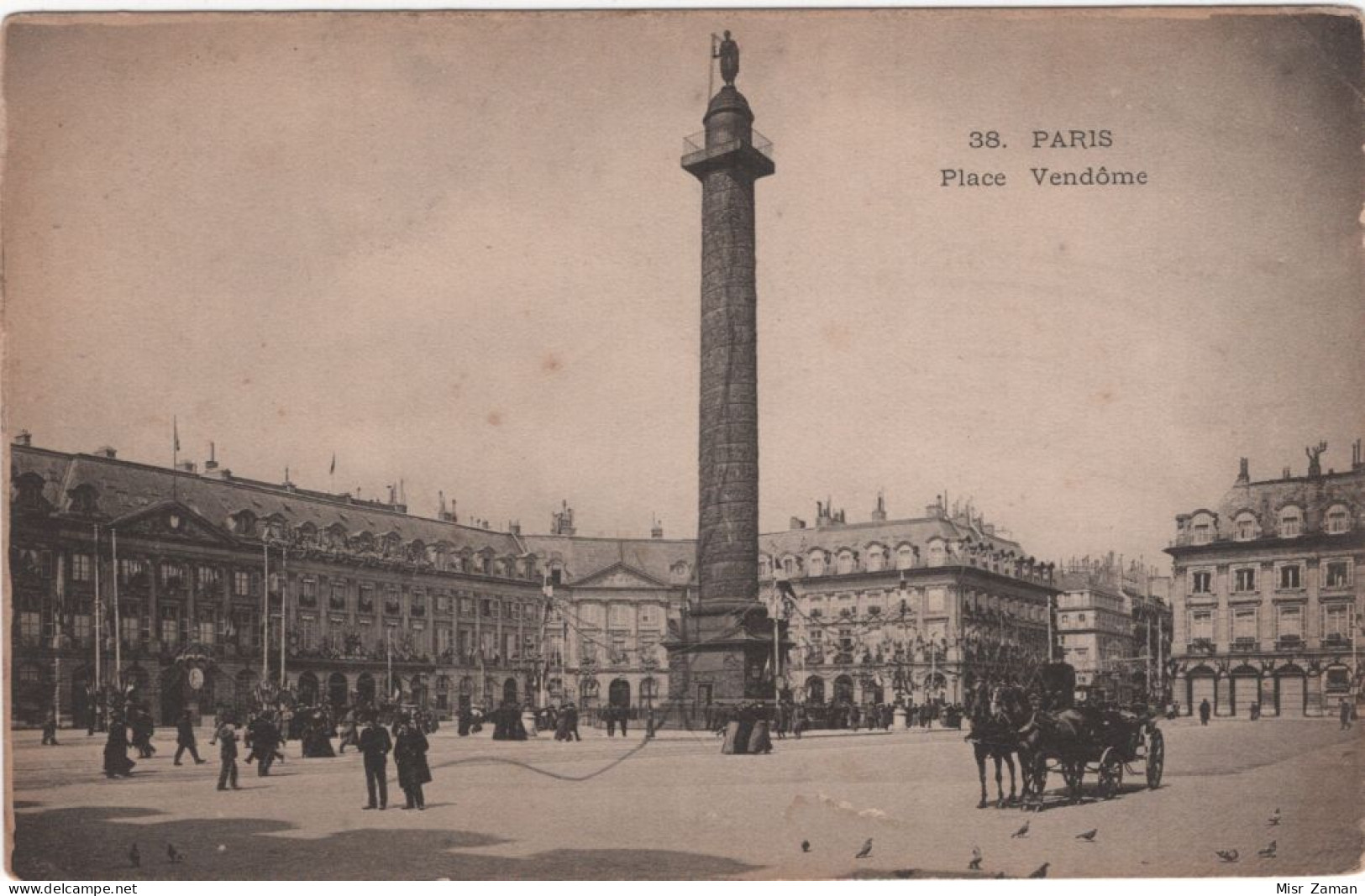 In 6 Languages Read A Story: Paris. La Place Vendôme. Hôtel Bristol. | Paris. The Square Of Vendôme. - Plazas