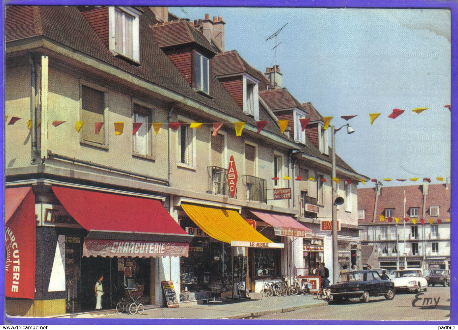 Carte Postale 76. Yvetot Le Jubilé  Bar Tabac  Charcuterie  Rue Des Princes D'Albon   Très Beau Plan - Yvetot