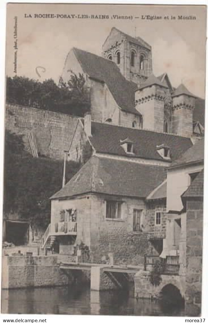 LA ROCHE POSAY  L'église Et Le Moulin - La Roche Posay