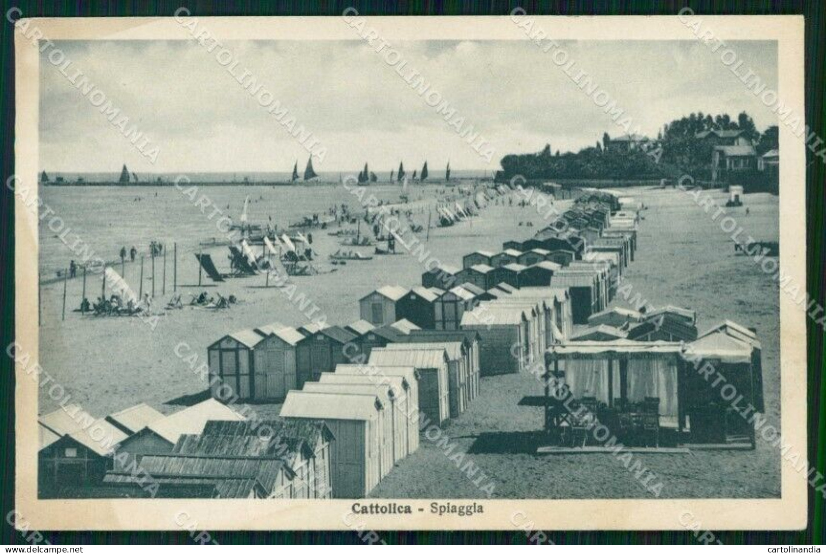 Rimini Cattolica Spiaggia ABRASA SCOLLATA Cartolina RT3344 - Rimini