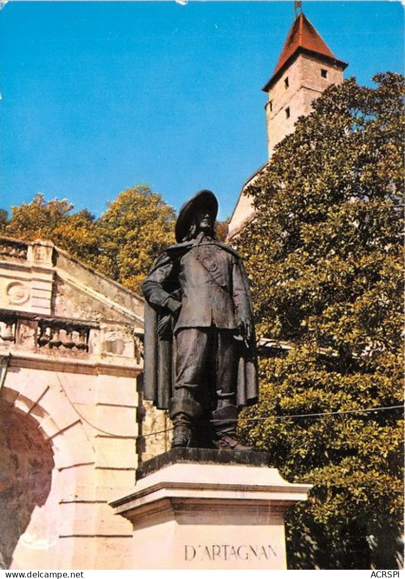 AUCH La Statue De D Artagnan 12(scan Recto-verso) MA1695 - Auch