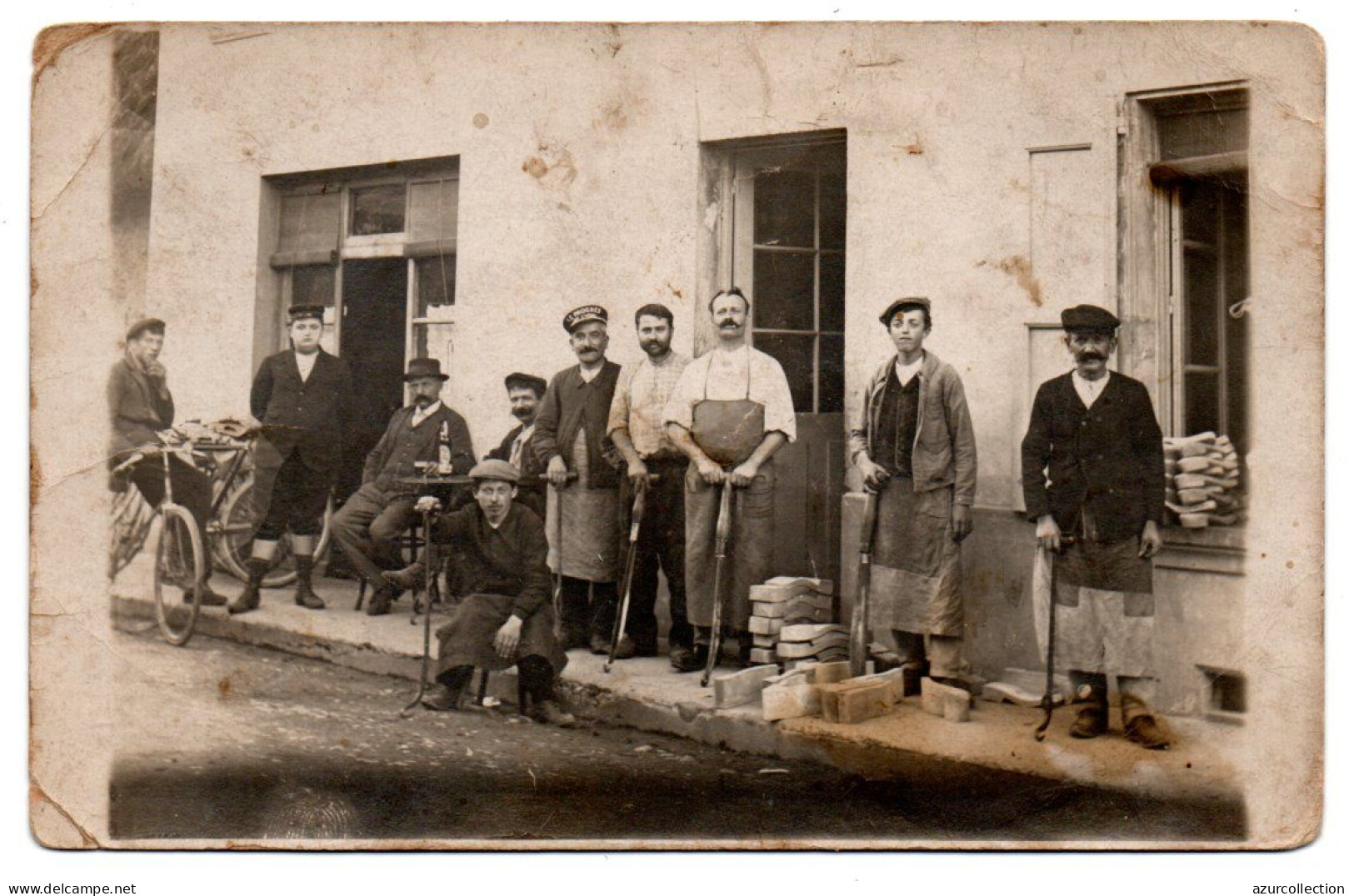 Groupe D'ouvriers. Carte Photo Animée Non Située - Artesanal