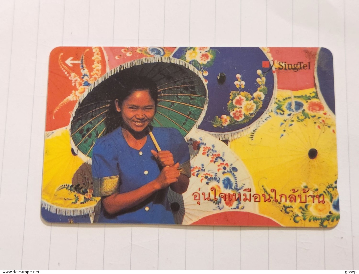 SINGAPORE-(207SIGE99(0)-Girl With Umbrella-(290)-(207SIGE99-071688)($10)(1/1/1999)-used Card+1card Prepiad Free - Singapour