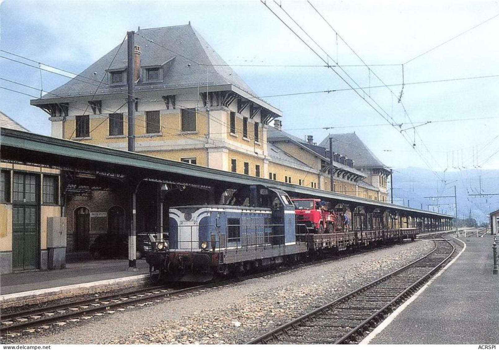 USSEL En Tete D Un Train De Travaux En Gare De La Tour Carol Enveigt 30(scan Recto-verso) MA1805 - Ussel