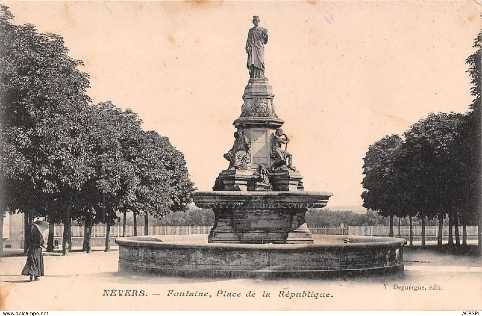 NEVERS Fontaine Place De La Republique 2(scan Recto-verso) MA1890 - Nevers