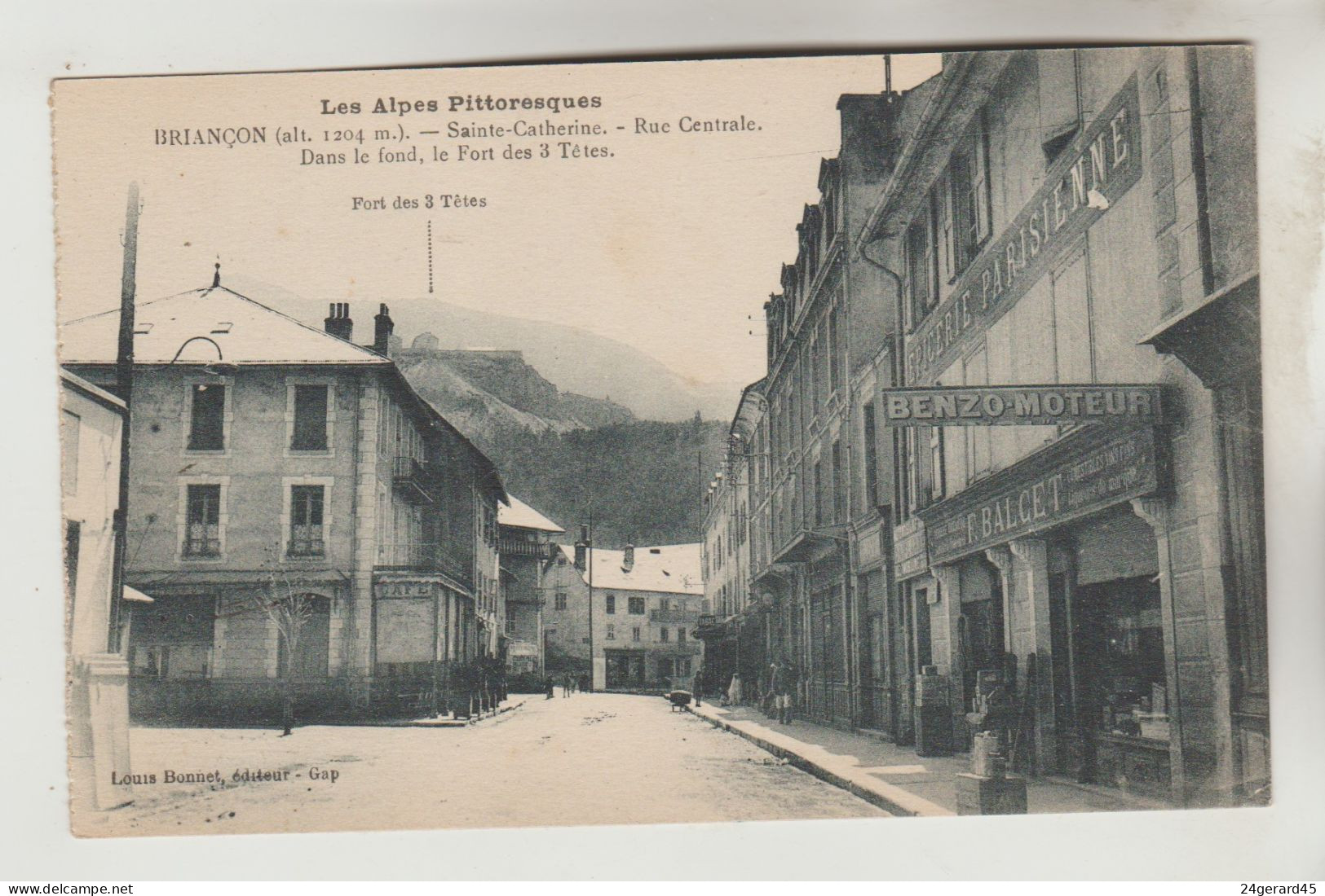 CPSM BRIANCON (Hautes Alpes) - 1204 M Sainte Catherine Rue Centrale, Au Fond Le Fort Des Trois Têtes - Briancon