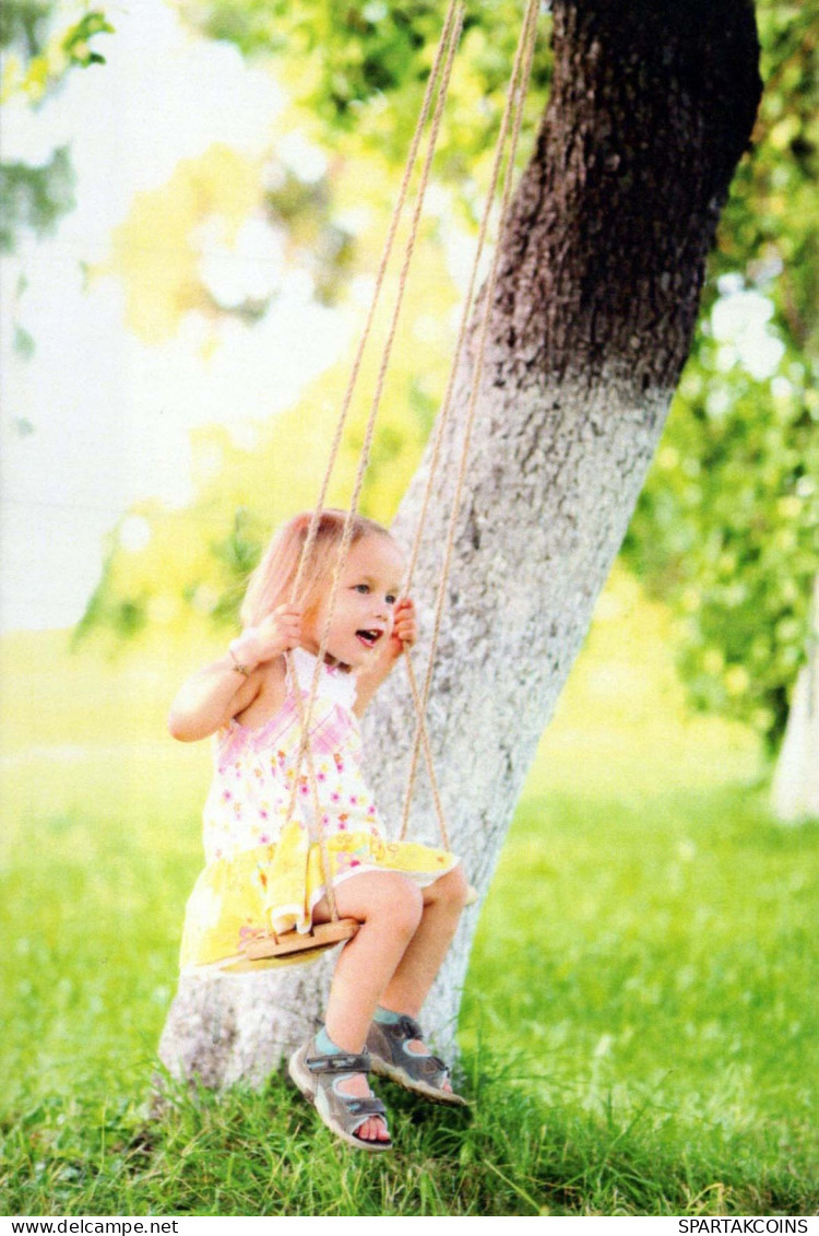 NIÑOS Retrato Vintage Tarjeta Postal CPSM #PBU675.ES - Portraits