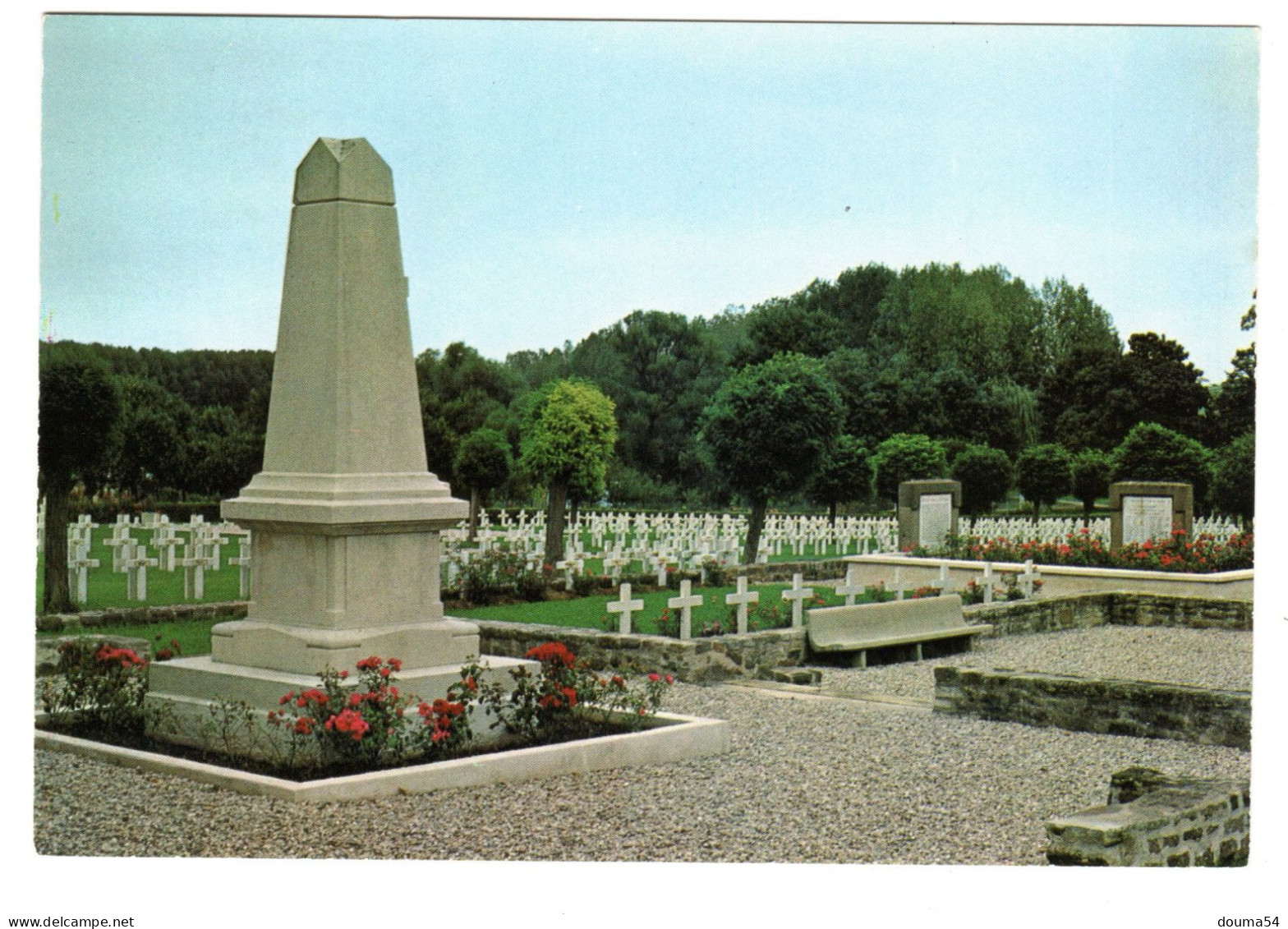 DIEUZE (57) - Le Cimetière Militaire - Dieuze