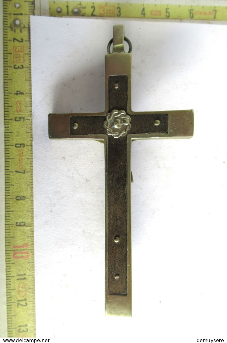 SOLDE 0404 B - KRUISBEELD - CRUCIFIX - Religione & Esoterismo