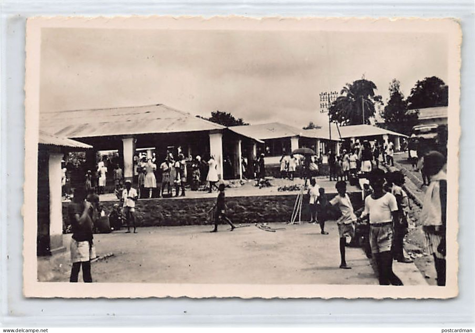 Cameroun - YAOUNDÉ - Un Coin Du Marché - Ed. R. Pauleau 196 - Cameroun