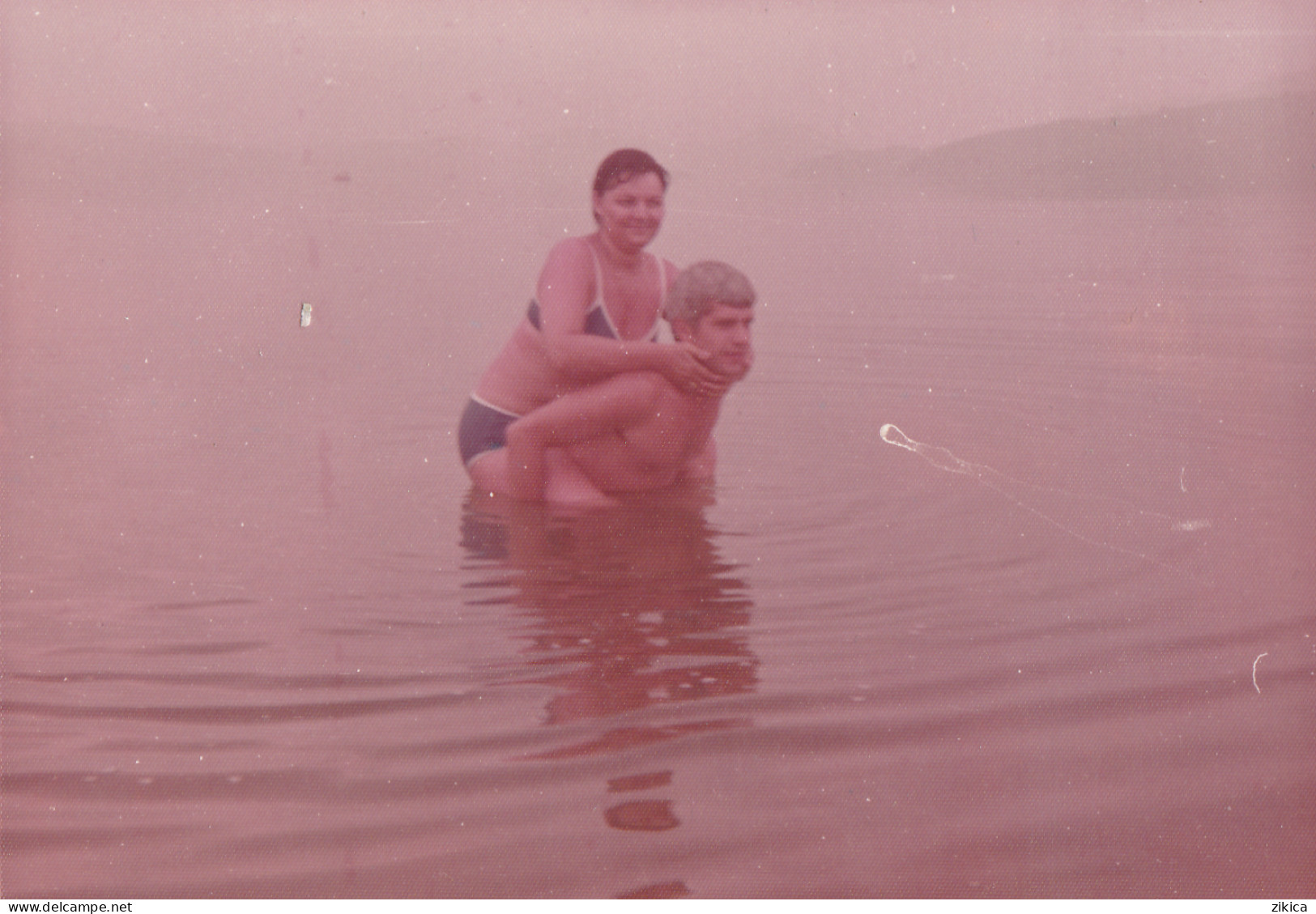 Color Photo ( 12.5cm/9cm ) - Couple On The Beach - Anonieme Personen