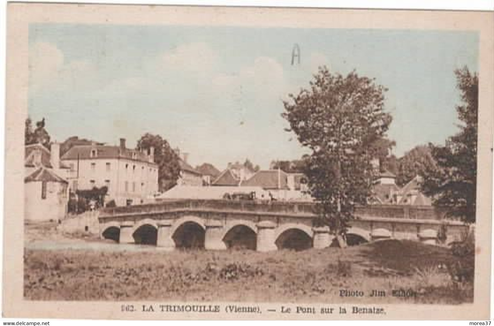 LA TRIMOUILLE   Le Pont Sur La Benaize - La Trimouille