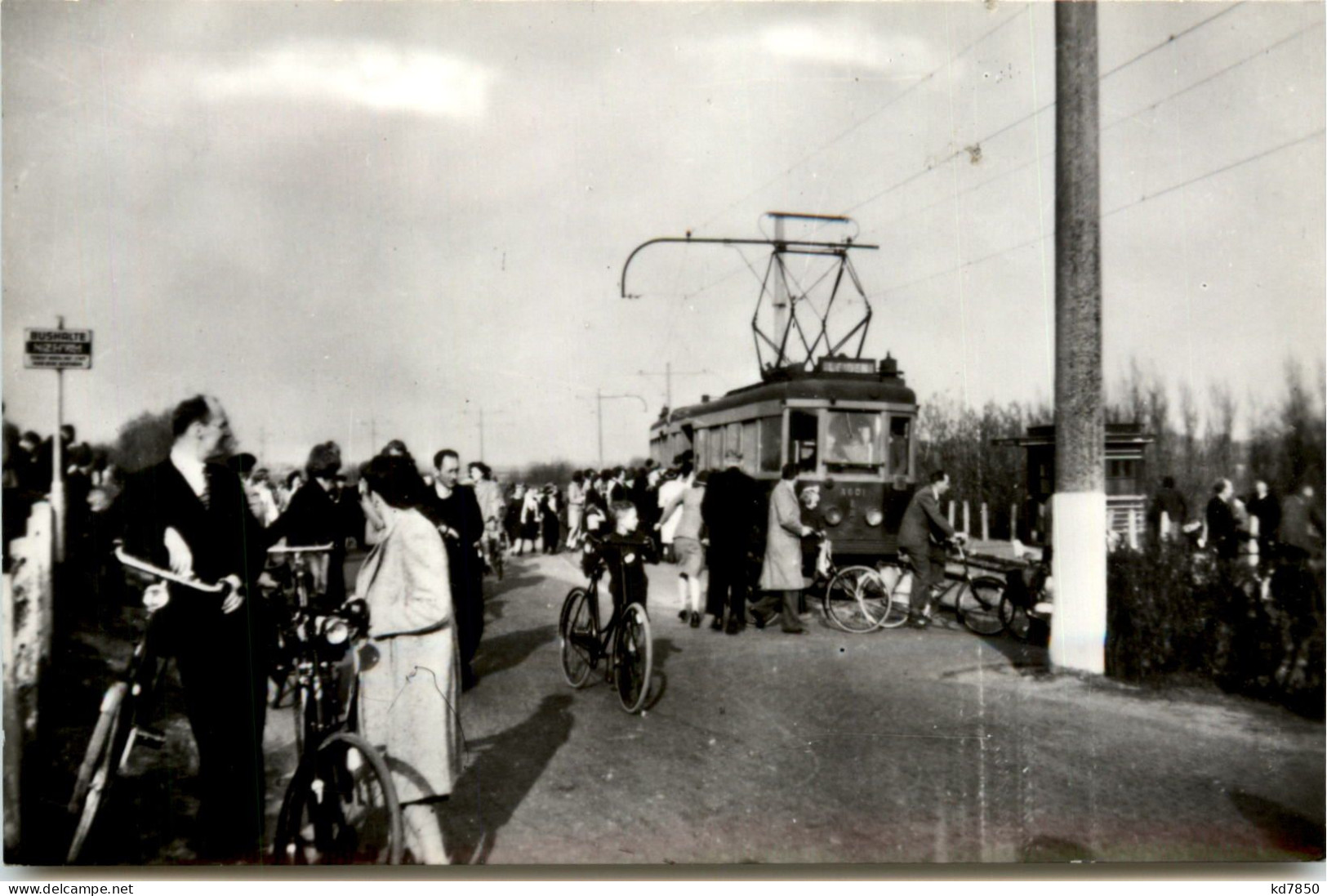 Blauwe Tram Sassenheim-Leiden - Halte Postbrug - Leiden