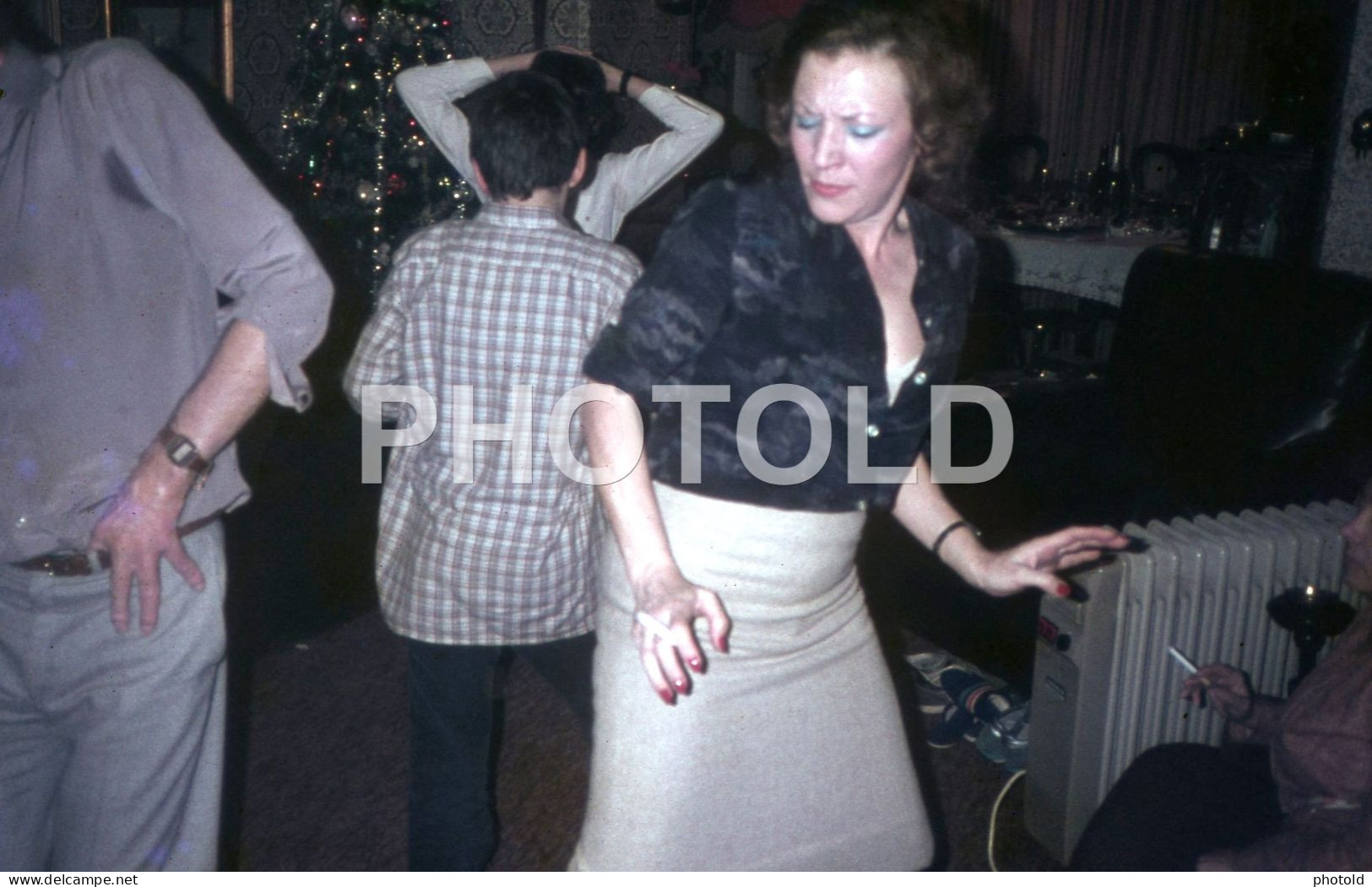 1980s WOMAN FEMME DANCE DANCING 35mm DIAPOSITIVE SLIDE Not PHOTO FOTO NB4041 - Diapositives