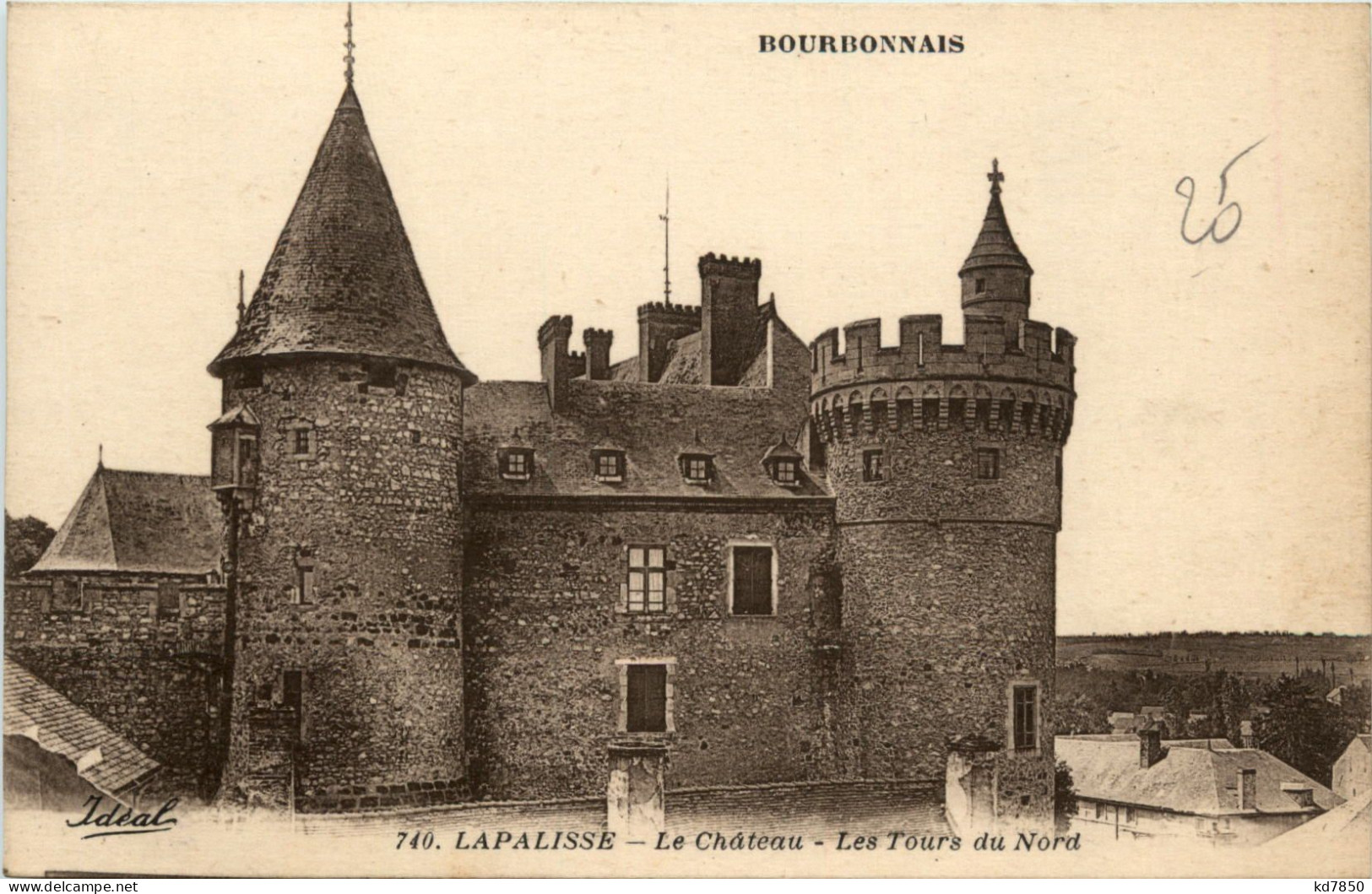 Bourbonnais, Lapalisse, Le Chateau - Les Tours Du Nord - Lapalisse