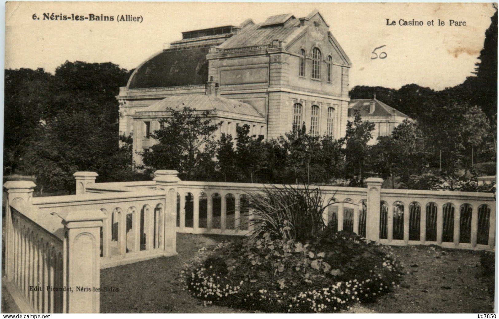 Neris-les-Bains, Le Casino Et Le Parc - Neris Les Bains