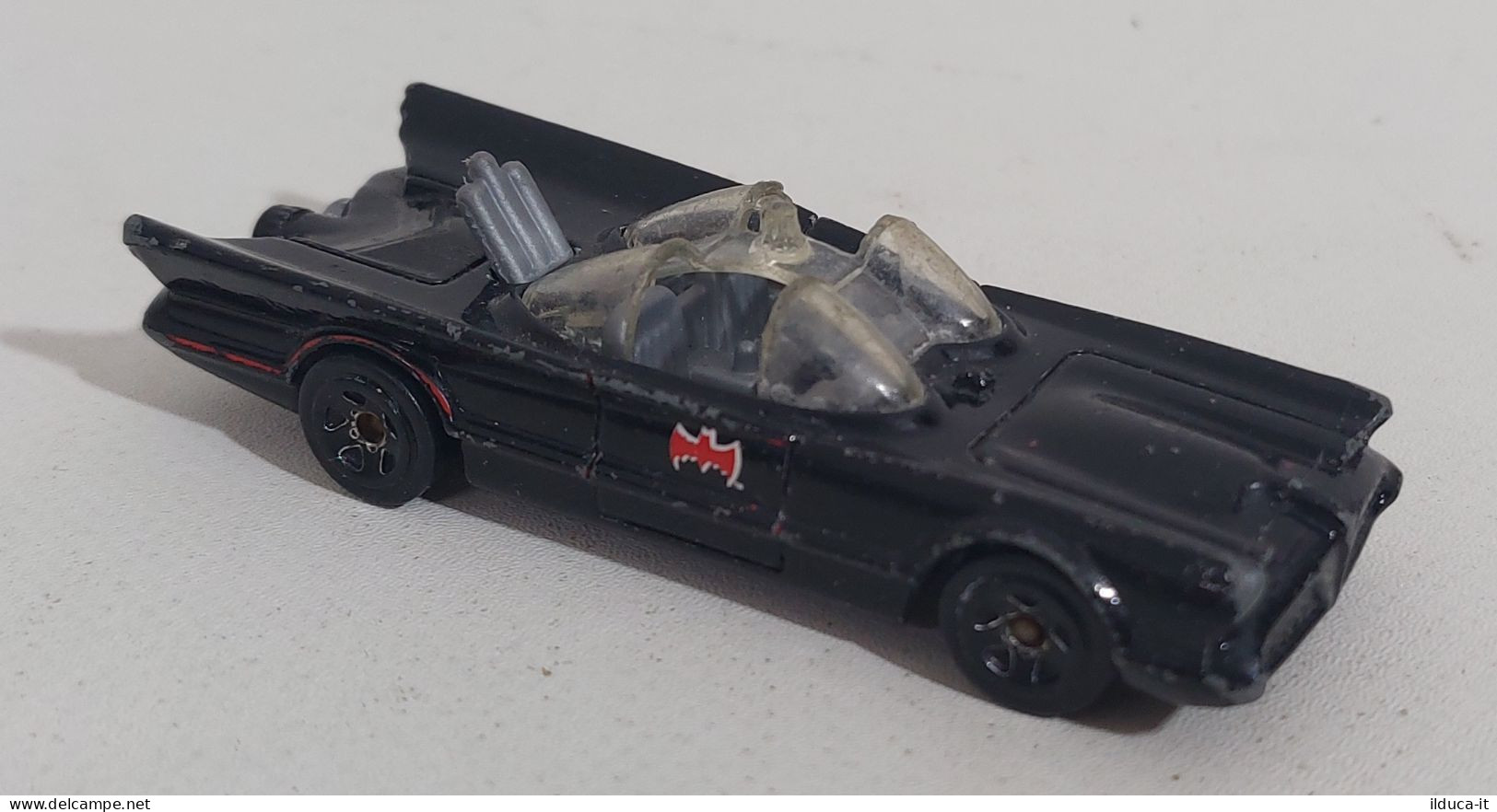 60758 HOT WHEELS S06 DC Comics 1/64? - Batmobile - HotWheels