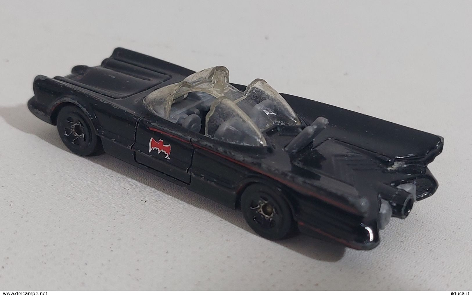 60758 HOT WHEELS S06 DC Comics 1/64? - Batmobile - HotWheels