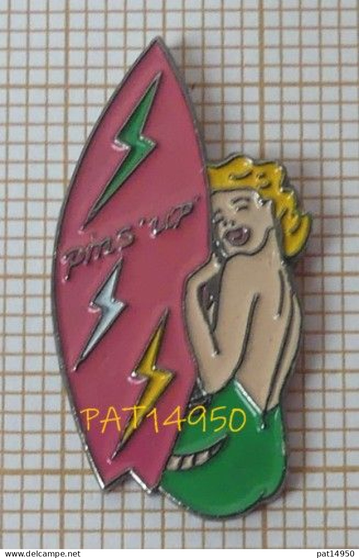 PAT14950 PIN UP BLONDE Avec PLANCHE DE SURF ROSE - Pin-ups