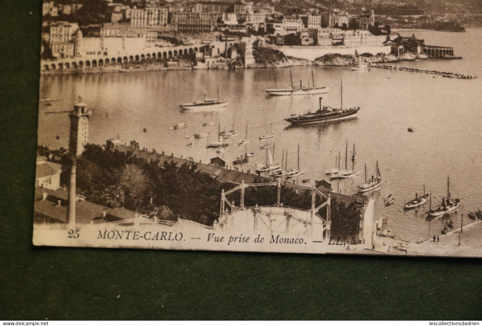 Carte postale Montecarlo - vue prise de Monaco - le port bateaux