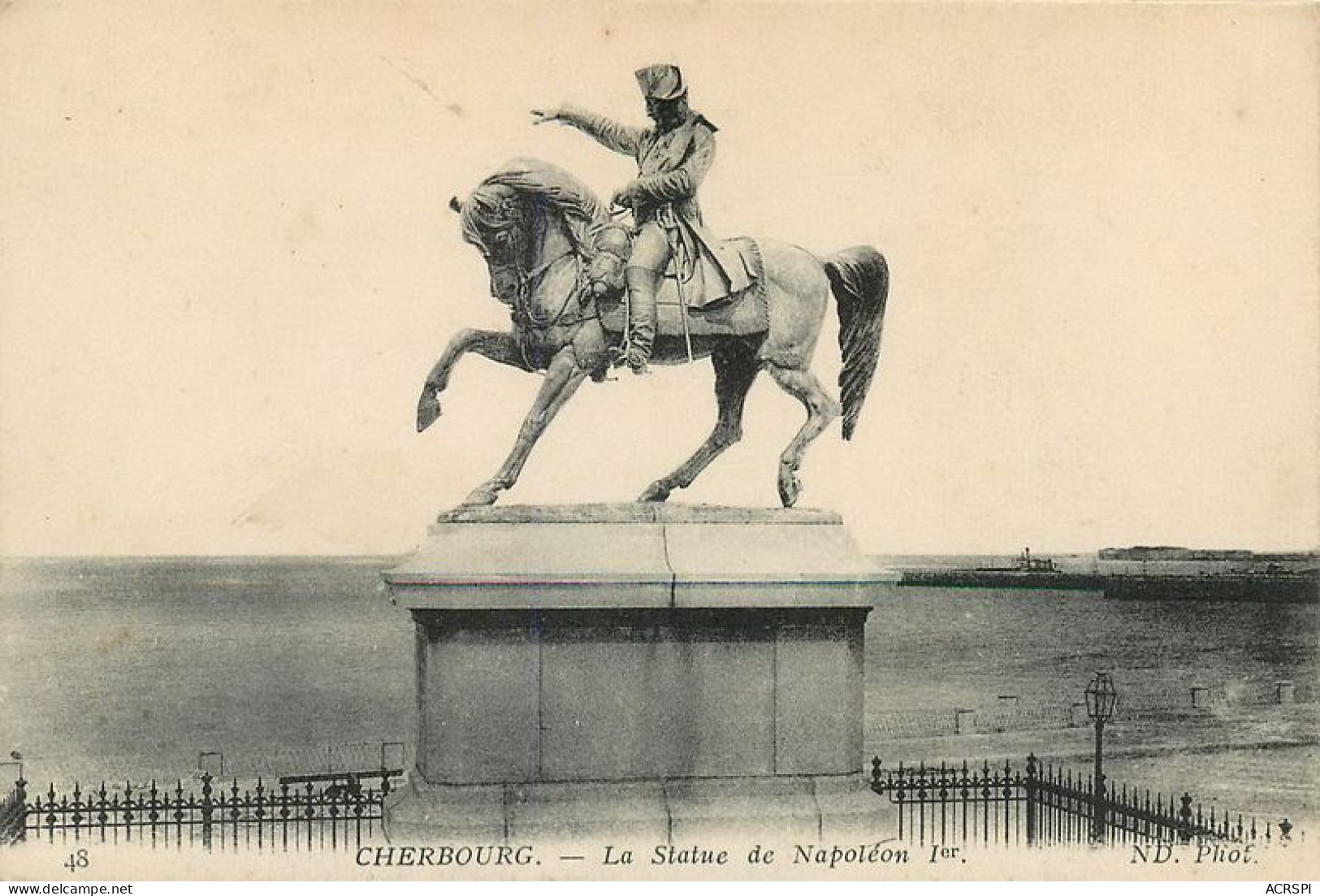 CHERBOURG  Statue De Napoleon  22   (scan Recto-verso)MA1910Ter - Cherbourg