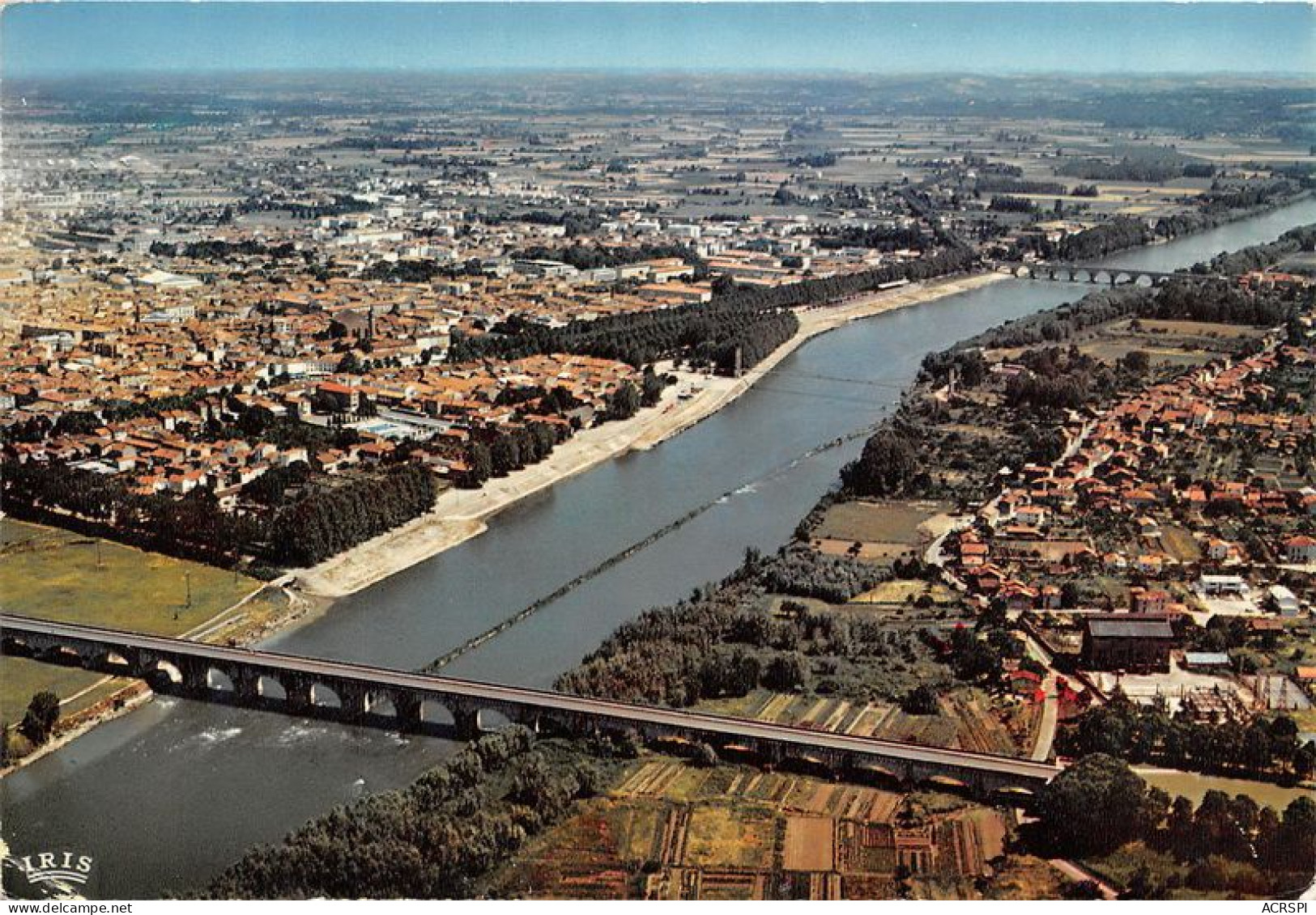 AGEN Les Bords De La Garonne Au Prmeier Plan Le Pont Canal 18(scan Recto-verso) MA1928 - Agen