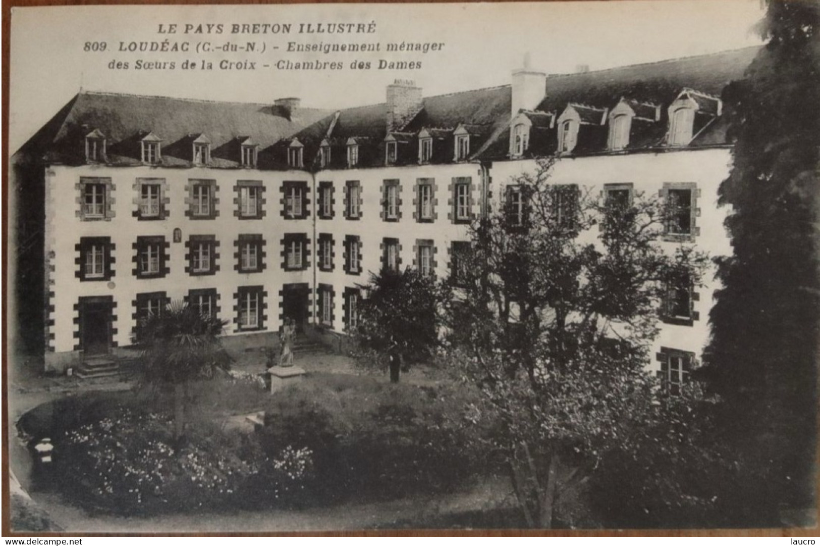 Loudéac. Enseignement Ménager Des Sœurs De La Croix.chambres Des Dames - Loudéac