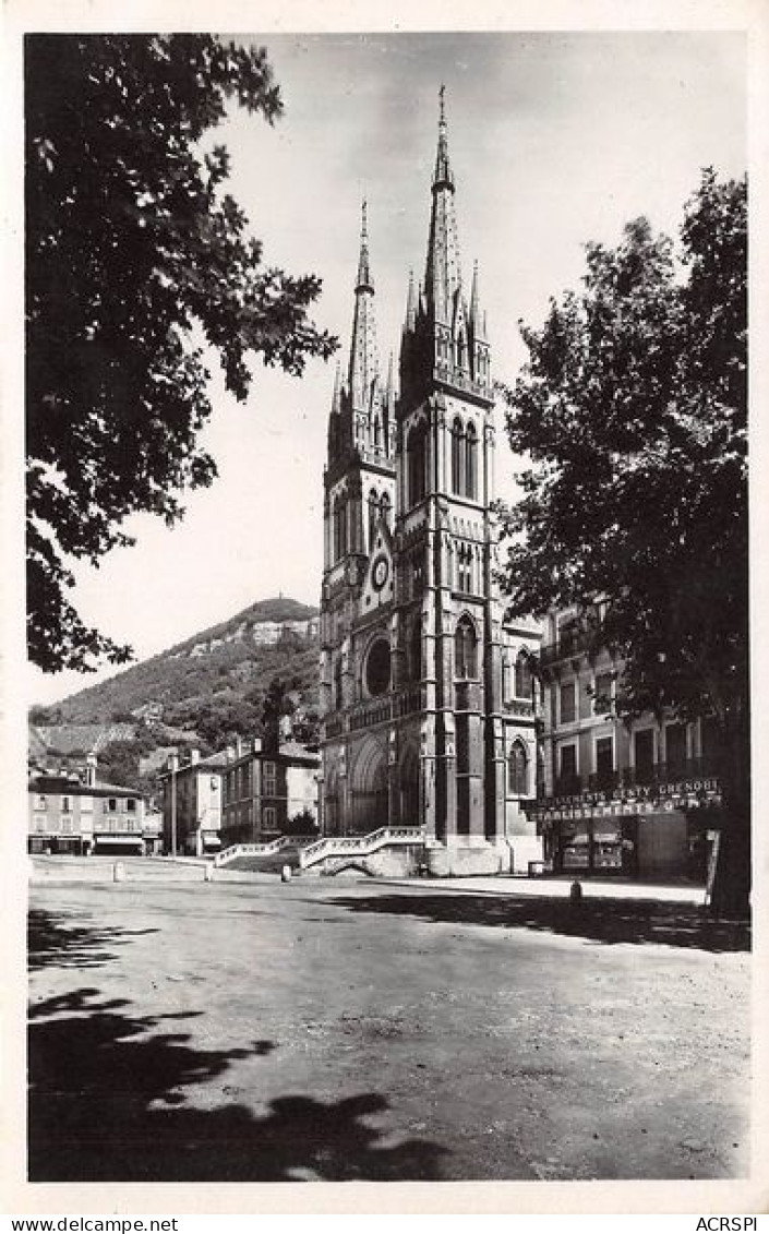 VOIROON Eglise St Bruno 7(scan Recto-verso) MA1937 - Voiron